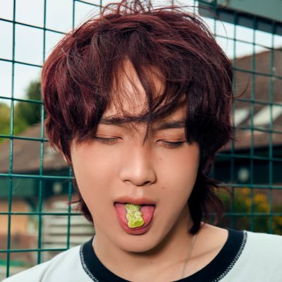 𝖿𝗎𝗅𝗅𝗌𝗎𝗆𝗆𝖾𝗋.'s profile picture