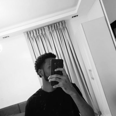 Tomide's profile picture