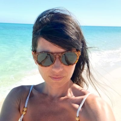 laurasturies's profile picture