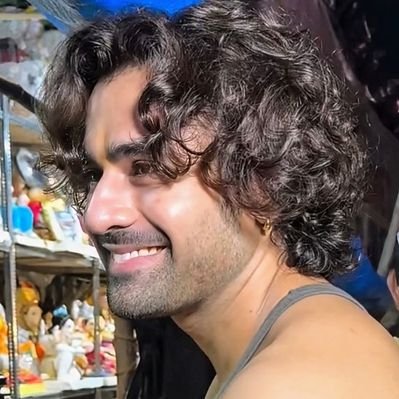 pearlvpuri group senter's profile picture