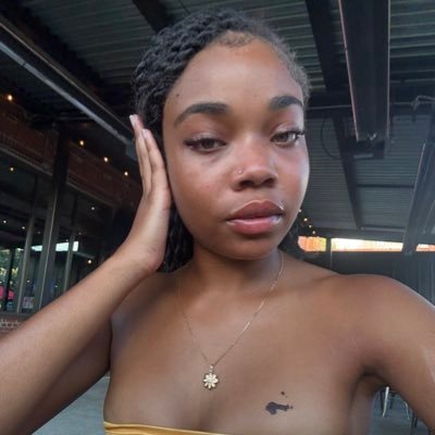d's profile picture