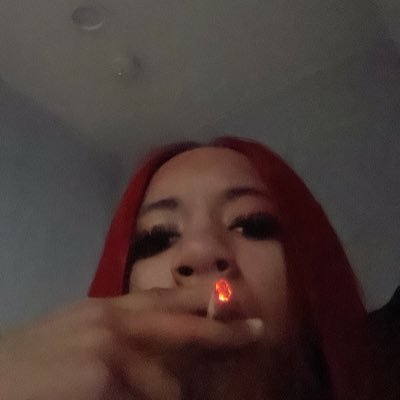 thebrokennrosee's profile picture