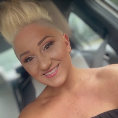 AmandaLMcGee's profile picture