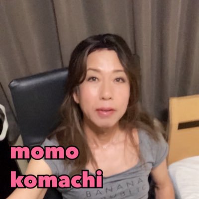 momoxmoon's profile picture