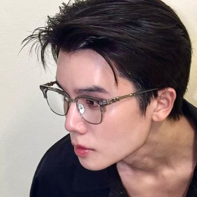 ◡̈ genius —⟡'s profile picture