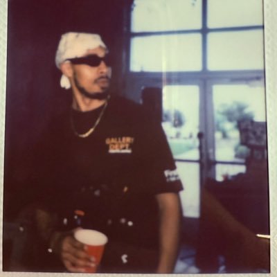 km.'s profile picture
