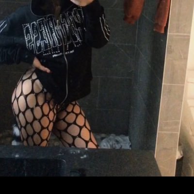 Milf 🍭's profile picture