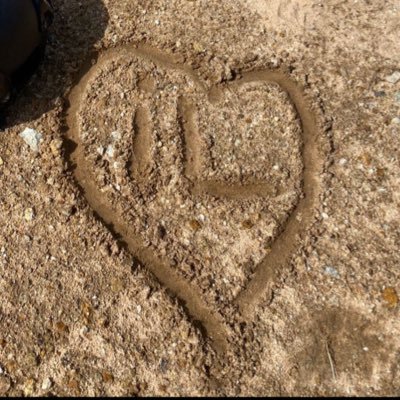 lefha21's profile picture