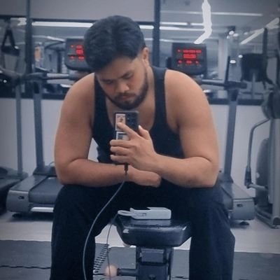 𝓜𝔂𝓽𝓱's profile picture