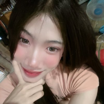 kngekw379837's profile picture