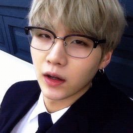 t⁷'s profile picture