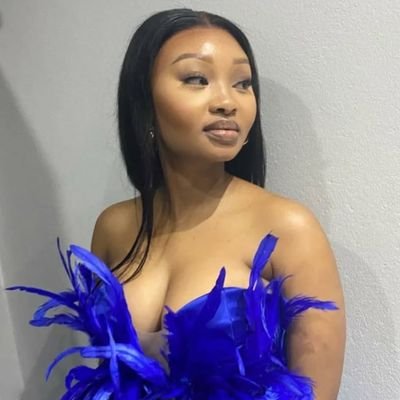 𝓑𝒂𝒓𝒃𝒊𝒆 𝓓z𝒐𝒍𝒍🩰's profile picture