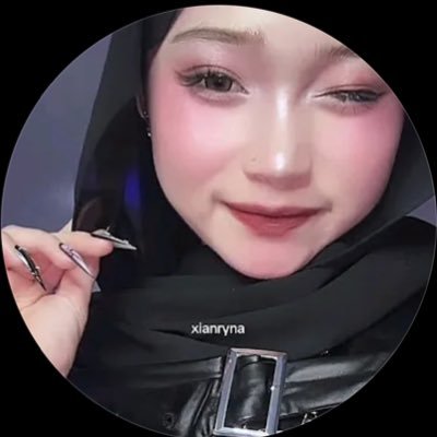 xianryna's profile picture