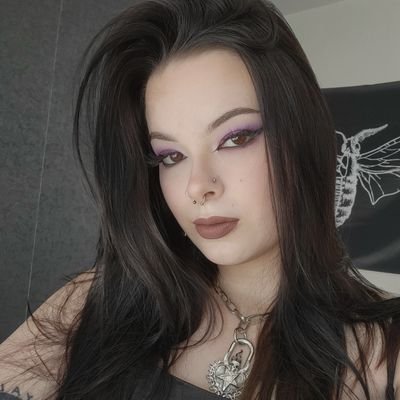 DY1NGTOLOVE's profile picture