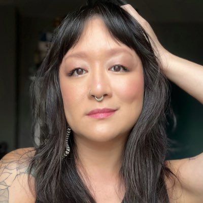 JulianaMiyahara's profile picture