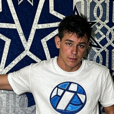 alex's profile picture