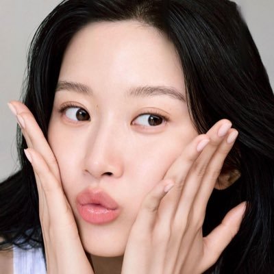 for mun kayoung's profile picture