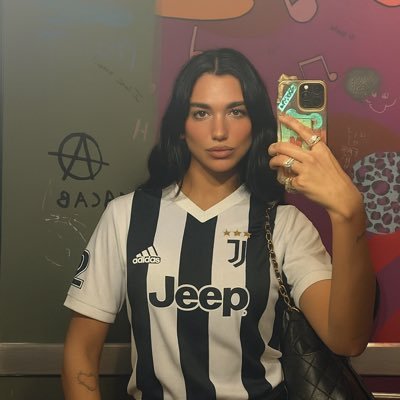 JacomoJuventi's profile picture
