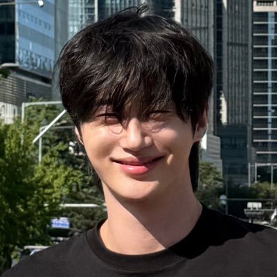 윤ગ's profile picture