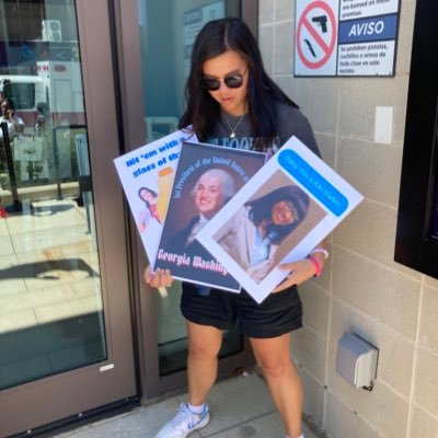 JennTheHenn77's profile picture