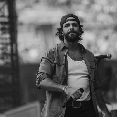 Thomas Rhett's profile picture