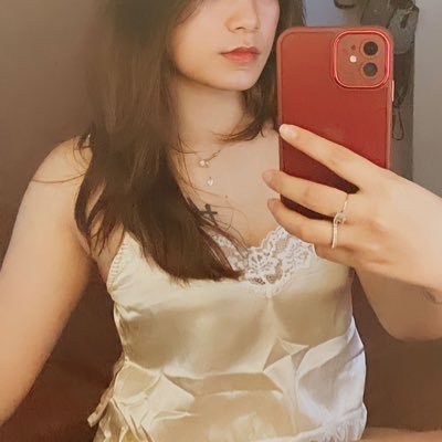 ly's profile picture