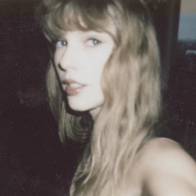 line 🌙's profile picture