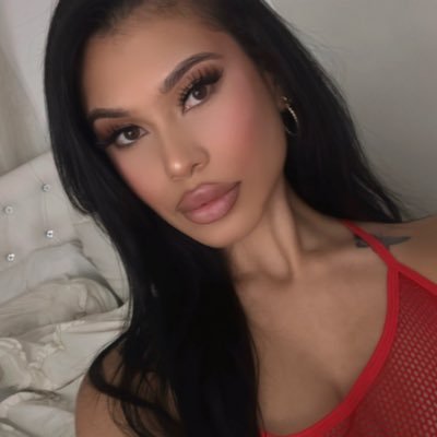 ‎‧₊˚✧ goddess sarah✧˚₊‧'s profile picture