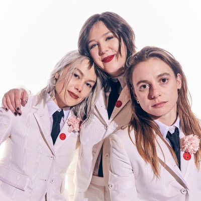 boygenius source's profile picture