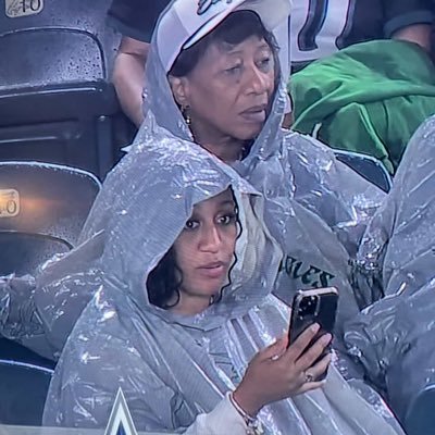adasani_'s profile picture