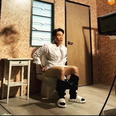 ahyeonnim234's profile picture
