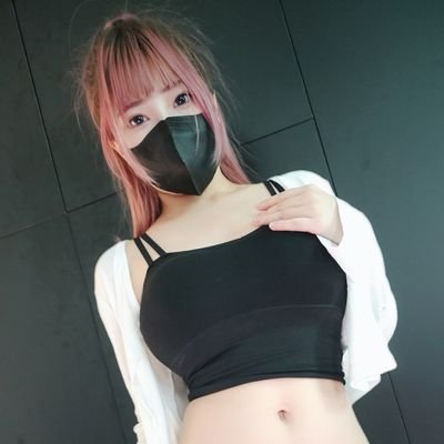 SmallQQQQQ's profile picture