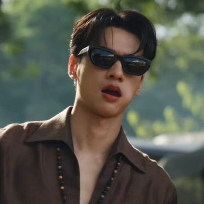 avi | porkru's lawyer's profile picture