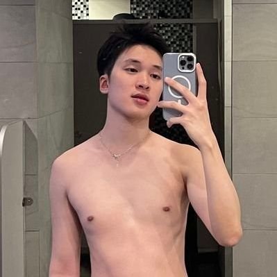 LoanRobert93542's profile picture