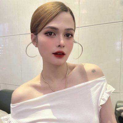 mylinh2k's profile picture