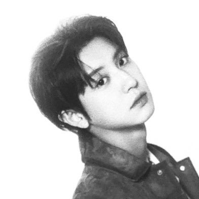 k ★'s profile picture
