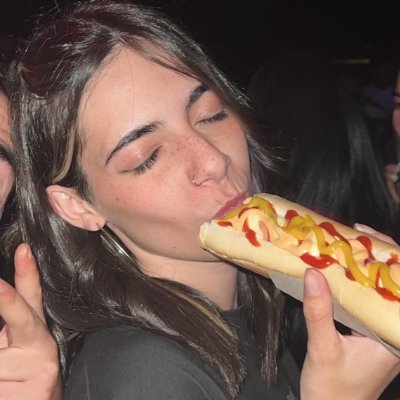 valen_reales's profile picture
