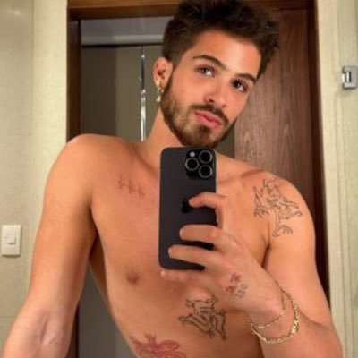 felizsozinh0's profile picture