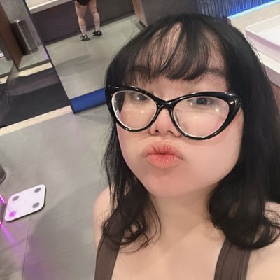 momwholifts's profile picture