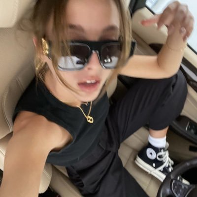 sar¹⁶🎧ིྀ's profile picture