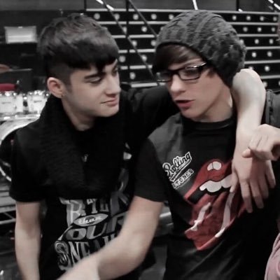 y's profile picture