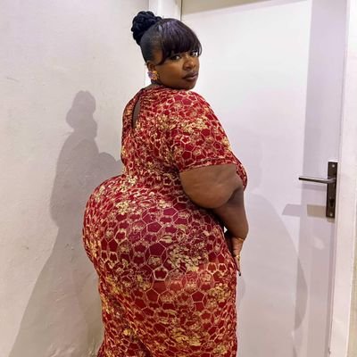 𝙎𝙎𝘽𝘽𝙒 𝙌𝙪𝙚𝙚𝙣 👑's profile picture