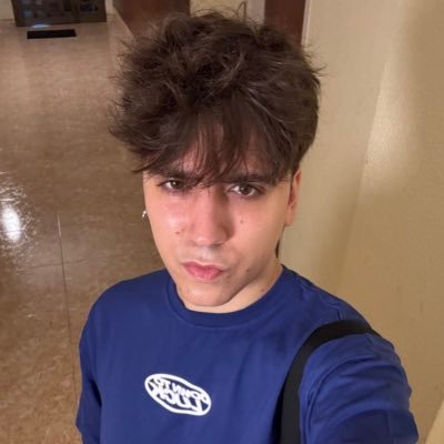 onaisutour's profile picture