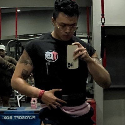 witchyboiii's profile picture