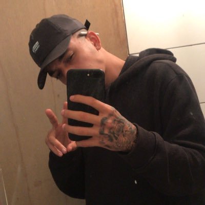 𝐫𝐚𝐧𝐠𝐞𝐥's profile picture