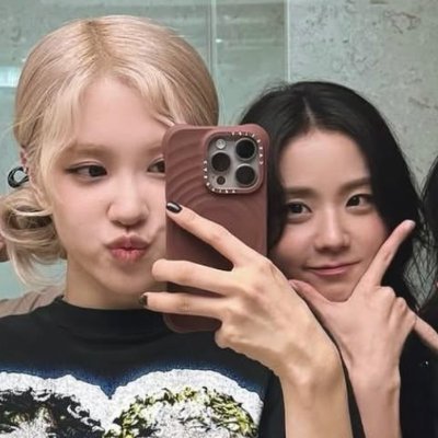 RandomChaesoo's profile picture