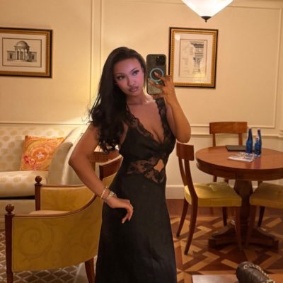 saronneyyy's profile picture