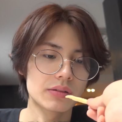₉'s profile picture