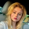 Dasha 的头像