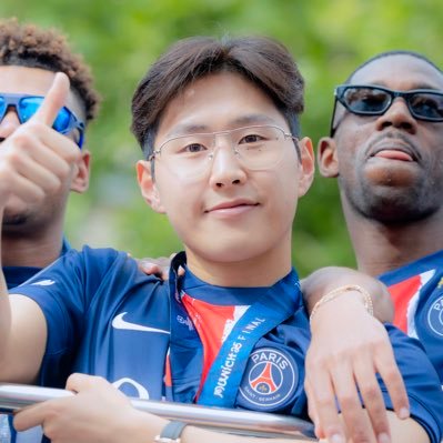 PLAYMAKIN!'s profile picture